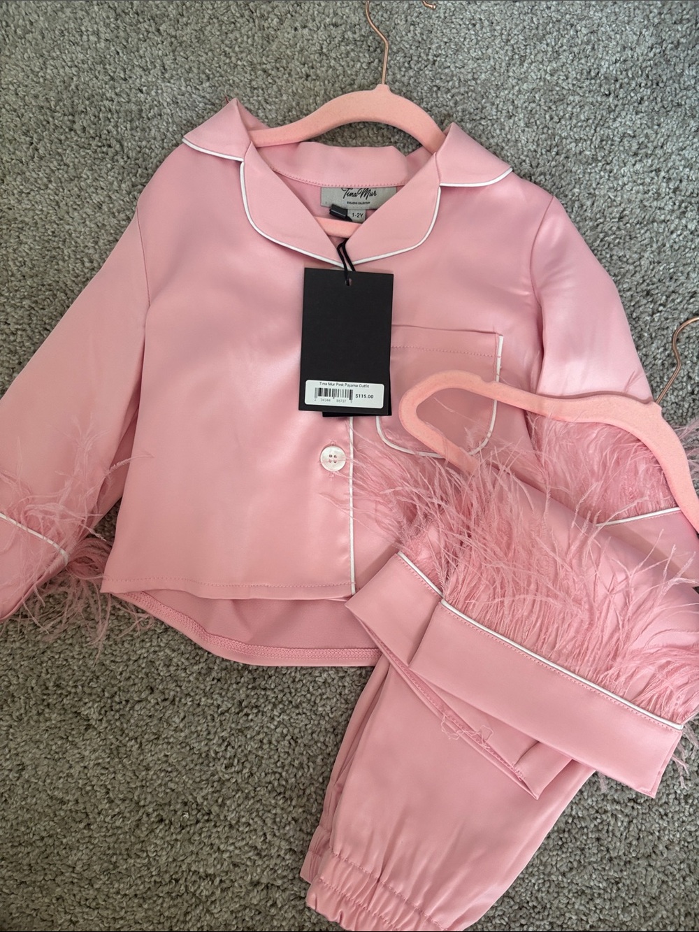 Girls Pink Feather-Trim Pajama Set with Contrast Piping 1-2 years! never worn!